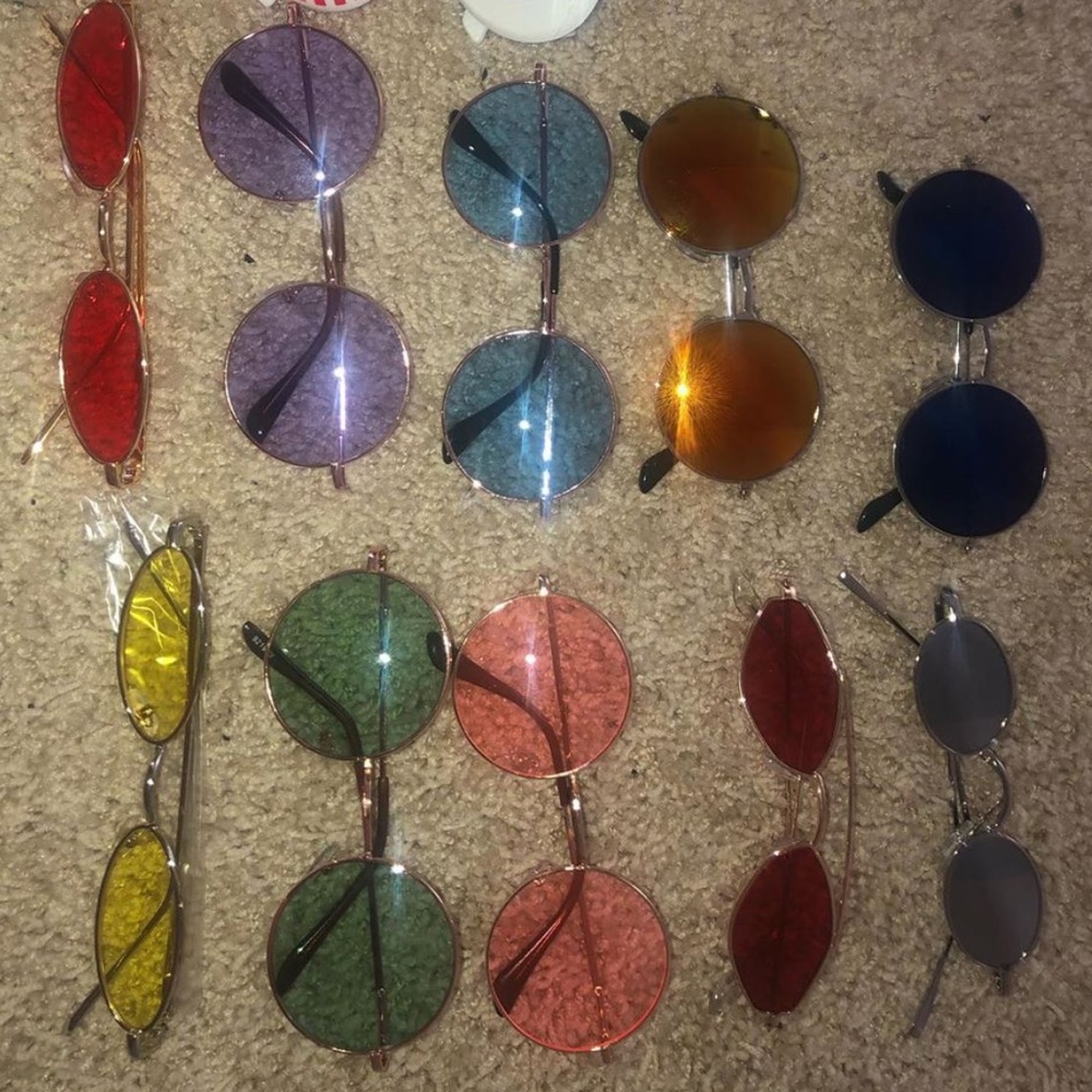 Circle/vintage frames